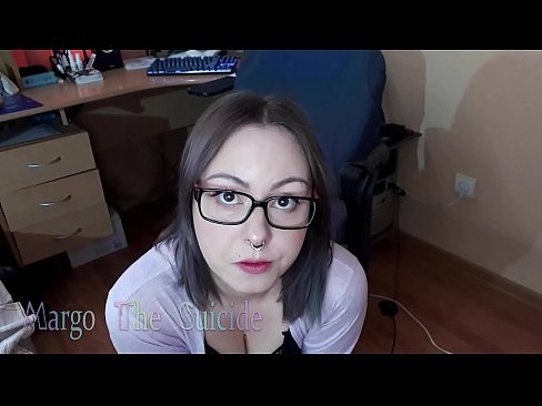 ❤️ Nighean gnèitheach le speuclairean a’ suirghe Dildo gu domhainn air a’ chamara ️❌ Bhidio porn aig porn gd.bsglass.ru ☑